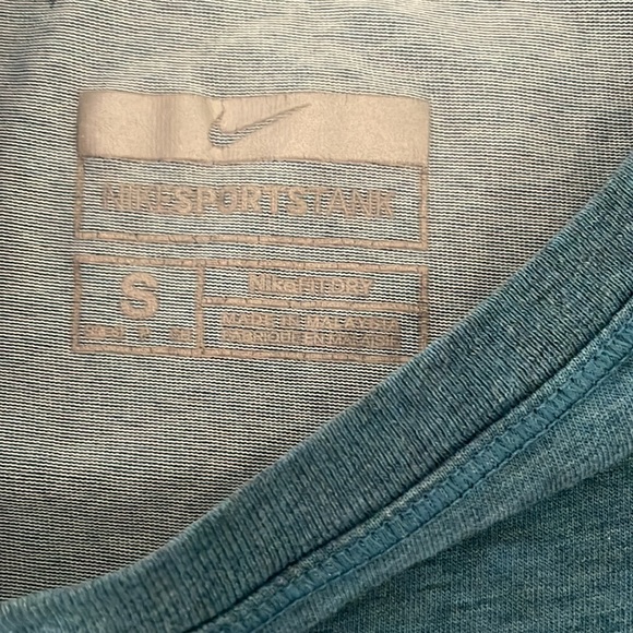 Prana, Nike, LL Bean Workout Bundle Sz Sm - Picture 4 of 16